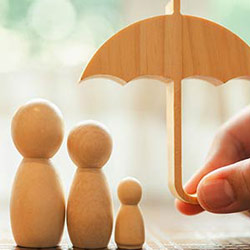 Insurances at Universal Weight Loss Clinic, Located in Bakersfield, CA